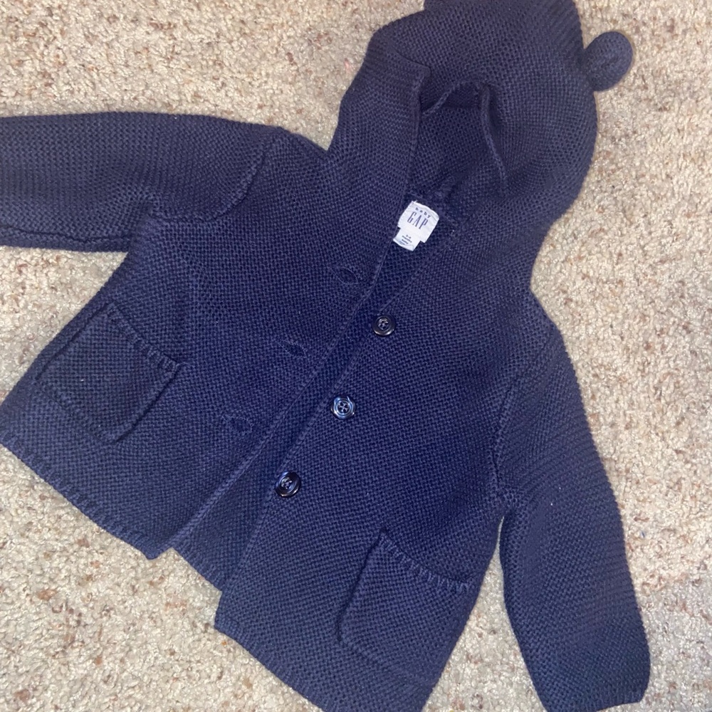 Bear sweater